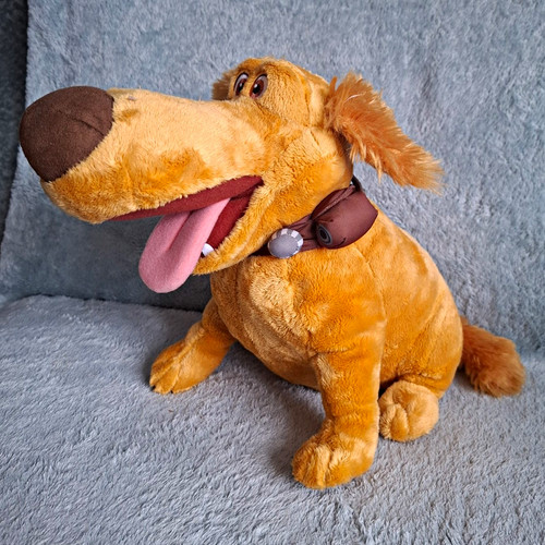 Disney dug plush - up,