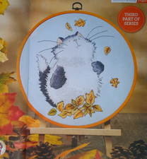 Cross stitch charts:  Animal