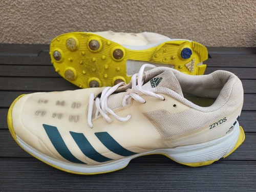 Adidas cricket spikes size - , 10