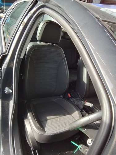 Front seat vauxhall astra - vauxhall,