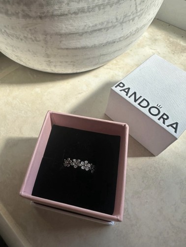 Pandora daisy flower ring - daisy,