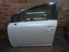 2017 TOYOTA AVENSIS VALVEMATIC