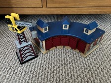 Thomas Tank Engine, Tidmouth Sheds And Crane