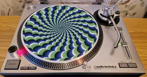 Trippy psychedelic slipmat - psychedelic,