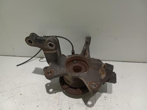Front right wheel hub 2655742 - front,