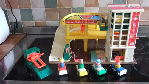 Vintage fisher price - fisher, play