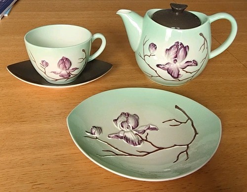 Striking vintage carlton ware - vintage,