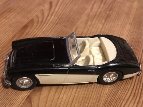 Corgi austin healey - corgi,
