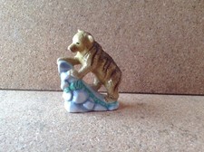 WADE COLLECTORS Club Faust Lang Bear on rock