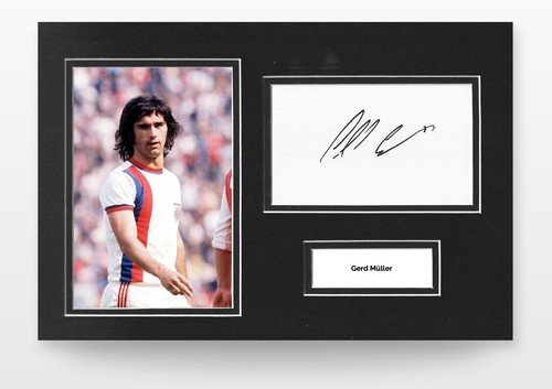 Gerd muller signed 12x8 photo - gerd,