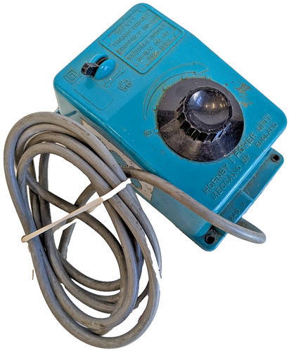 Vintage hornby power unit - 1,