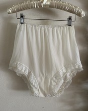 1950s Van Raalte Sheerio Nylon