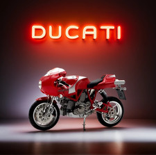 DUCATI MH900e Evoluzione 2000 MOTORCYCLE 1:24 Scale Model Collector Motorbike VG