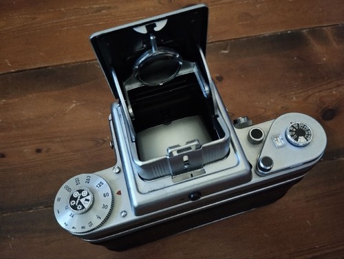 Pentacon six body - pentacon, tl
