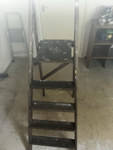 Vintage wooden step - vintage, ladder
