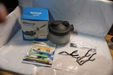 Air Brush Cleaning Pot and Kit. Used but still very good. See Listing.