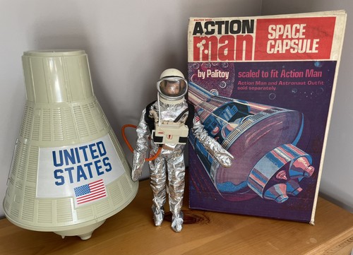 Vintage action man space - action,