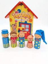 VGC Mr Tumble Something Special Wooden Carry Play House & Five Figures CBeebies