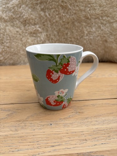 Cath kidson strawberry - cath,