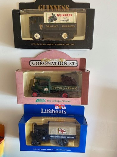 Lledo die cast collectables - die-cast,