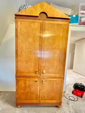 TOP QUALITY BEDROOM SUITE H’BOARD  9 DRAW CHEST OF DRAWERS 2 BEDSIDES & AMOIRE 