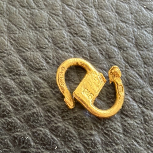 22ct gold hook clasp - |, 916