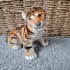 Lomonosov Vintage Porcelain