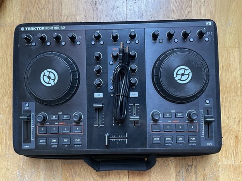 Traktor kontrol deck - s2,