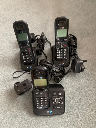 Cordless 3 handsets - x,