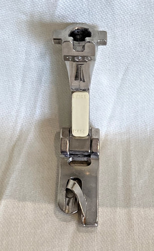 Bernina roll shell zig - bernina, zag