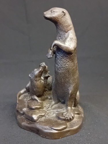 Heredities bronzed resin - bronzed,
