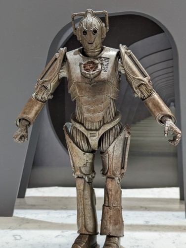 Who corroded cyberman chest - corroded,