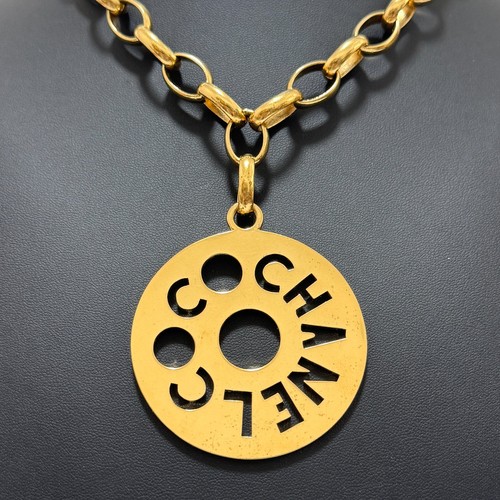 Chanel coco logo round - round, long