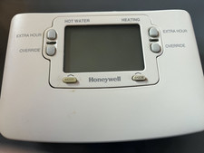 Honeywell ST9400S Central Heating and Hot Water 7 day Programmer