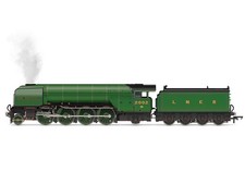 Hornby R30350SS P2 Class 2002