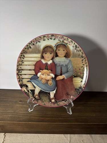 Sisters are blossoms chantal - "sisters,
