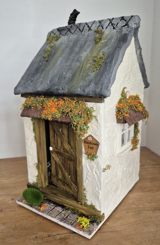 12th scale small cottage - scale,