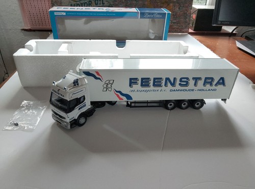 Corgi ltd edn - 1:50, cc12103