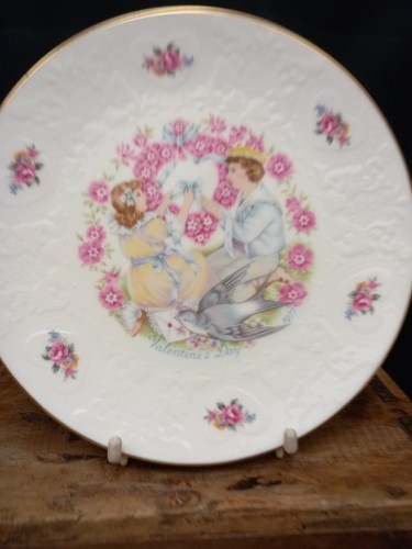 Royal doulton bone - bone, china