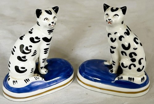 Antique cat ceramic pair - antique,
