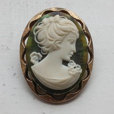 VINTAGE CAMEO BROOCH LADY