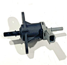 Vauxhall VIVARO Master Movano TRAFIC 2.0 DCI M9R FUEL PRESSURE SENSOR 208853765R