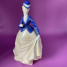 Royal worchester figure - royal,