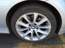 08 BMW 318I E90 2.0 SE 1X 17"