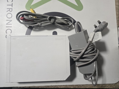Nintendo wii white console - wii,
