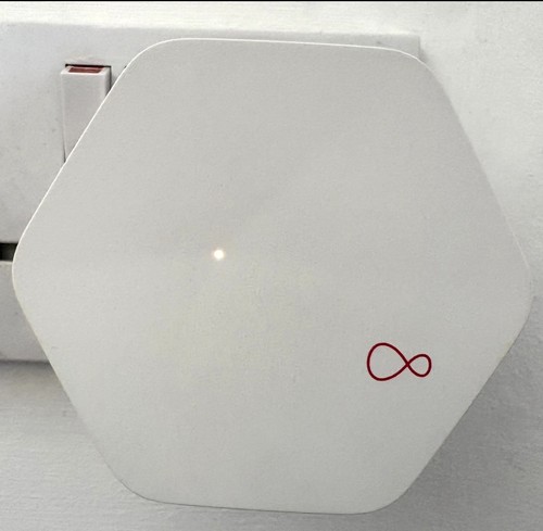 Intelligent wifi pod booster - pod,