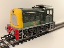 Tri-ang – Dock Authority Shunter (Repainted) – OO Gauge