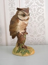 VINTAGE BISQUE PORCELAIN SCOPS