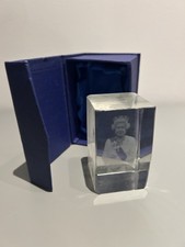 COLLECTABLE HM Queen Elizabeth