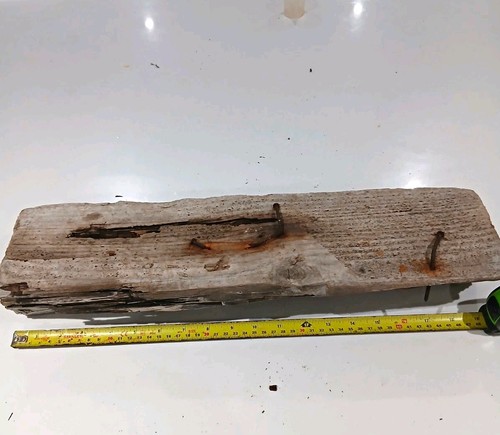 Flat driftwood sea craft sign - flat,